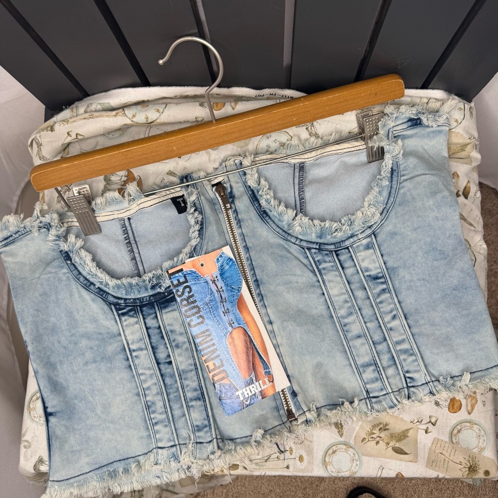 Thrill Light Blue Frayed Women's‎ Jeans
